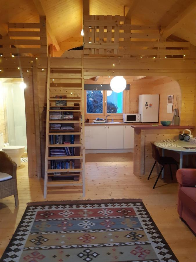 Springbank Cabin Insch Exterior photo