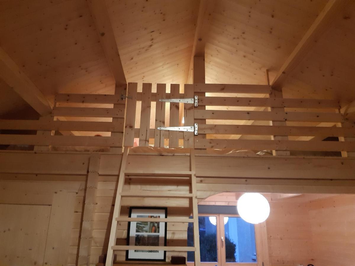 Springbank Cabin Insch Exterior photo